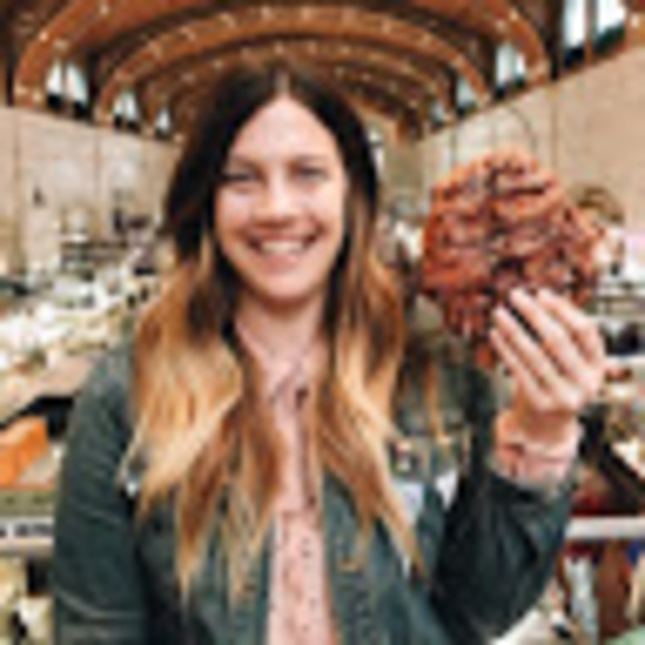 Meet your Posher, Lauren - Picture 1 of 1